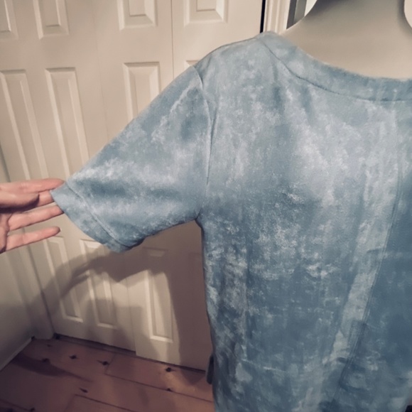 Halston Hi/Low Faux Suede Tunic Top - NWT - Picture 5 of 13